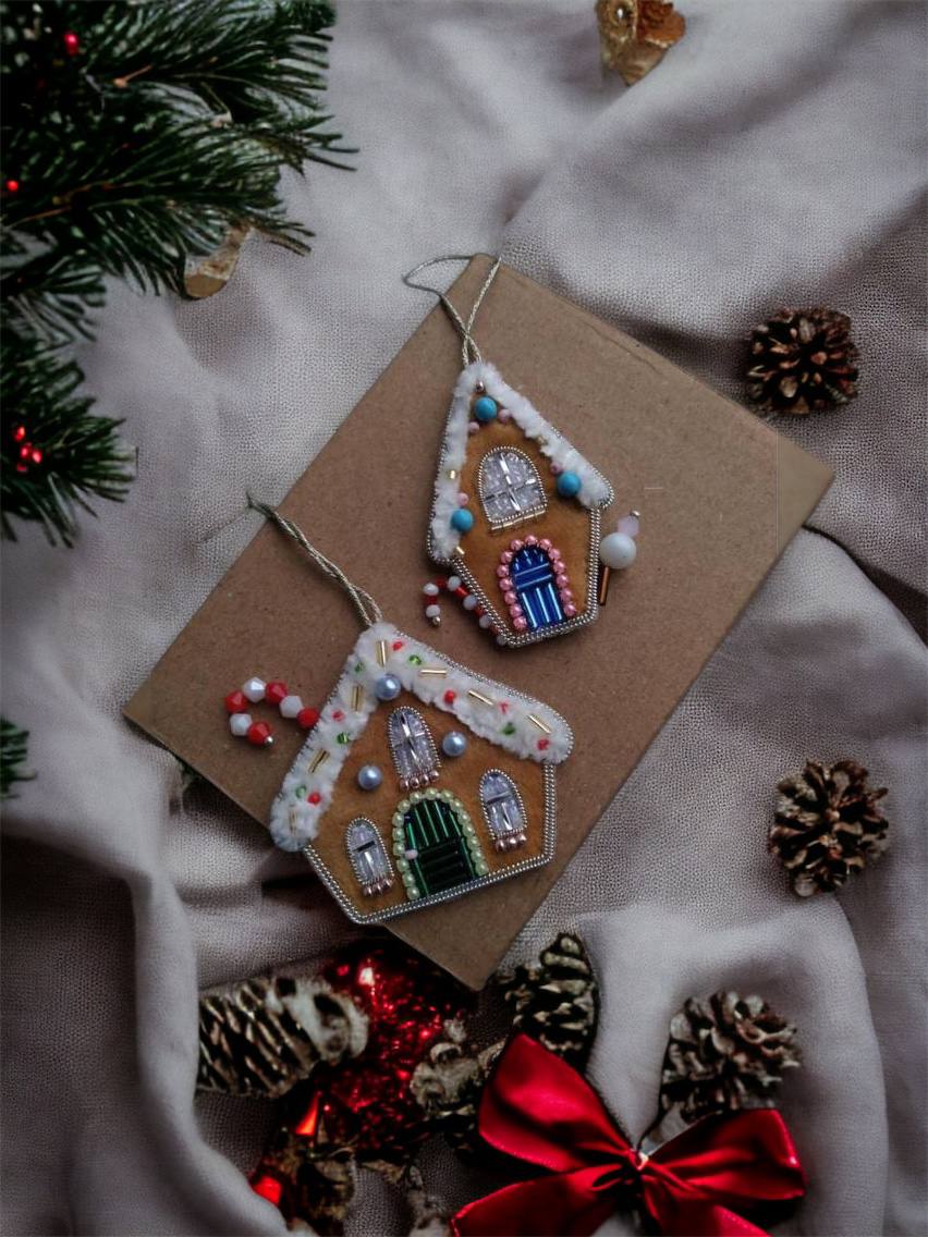 Christmas tree decorations
